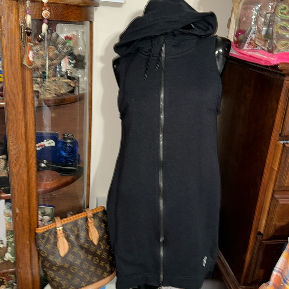 Nike tank hooded black dress size medium NWT’s